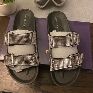 Madden Girl’s Rhinestone Sandals Sz 8